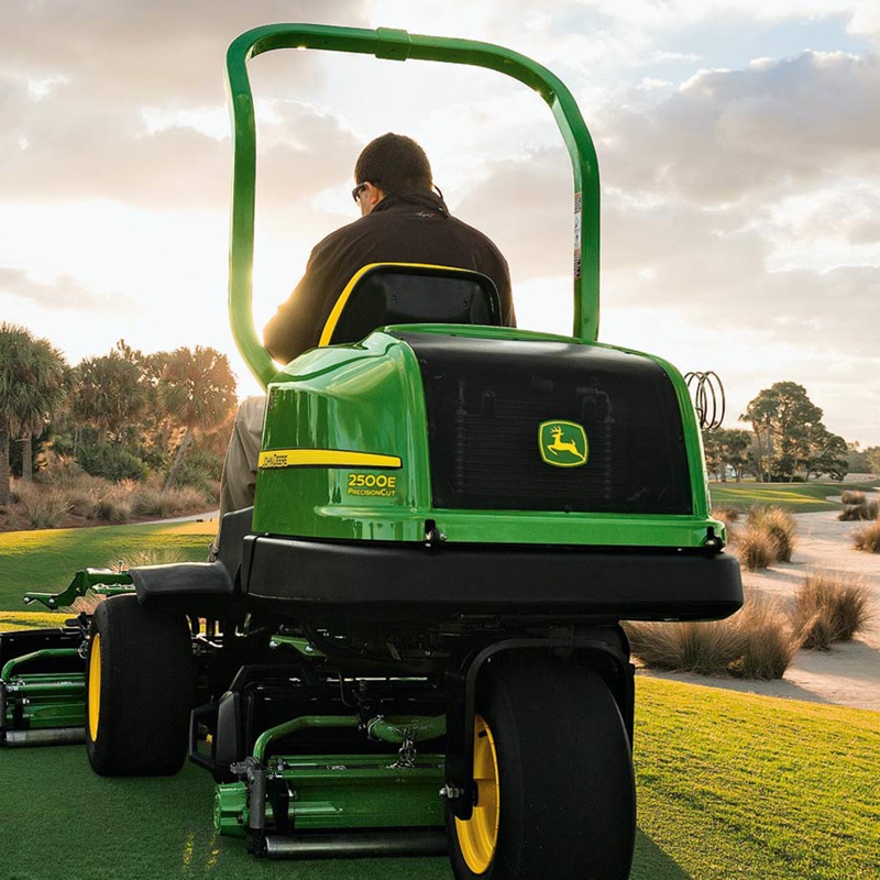 Mower hood, John Deere — Turf & Ag